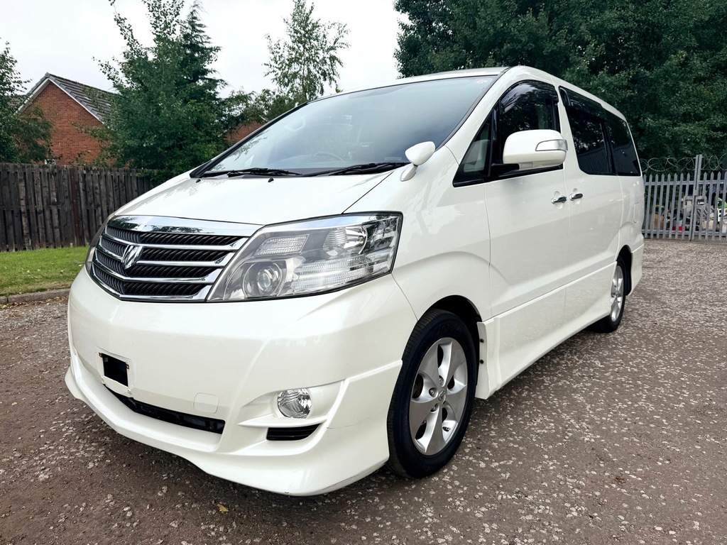 Toyota Alphard Fresh Import G Edition 2.4 8 Seats Mpv White #3
