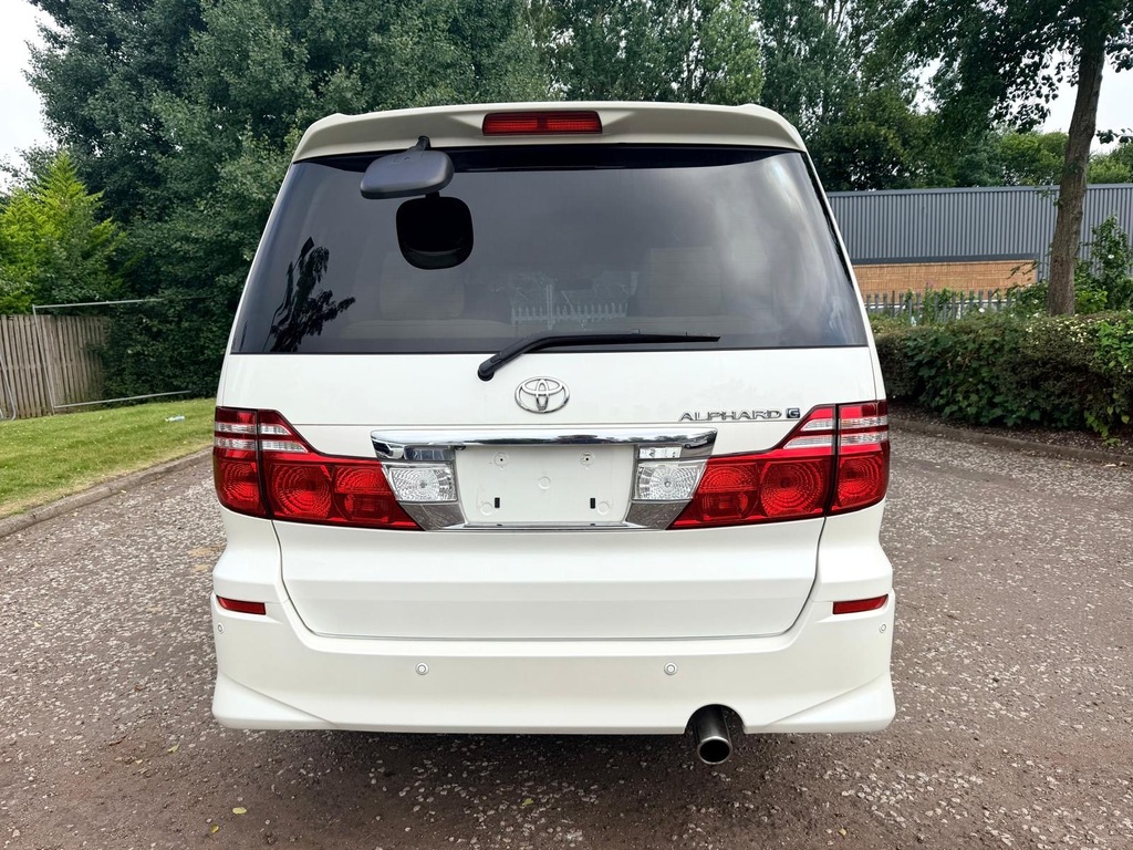 Toyota Alphard Fresh Import G Edition 2.4 8 Seats Mpv White #5