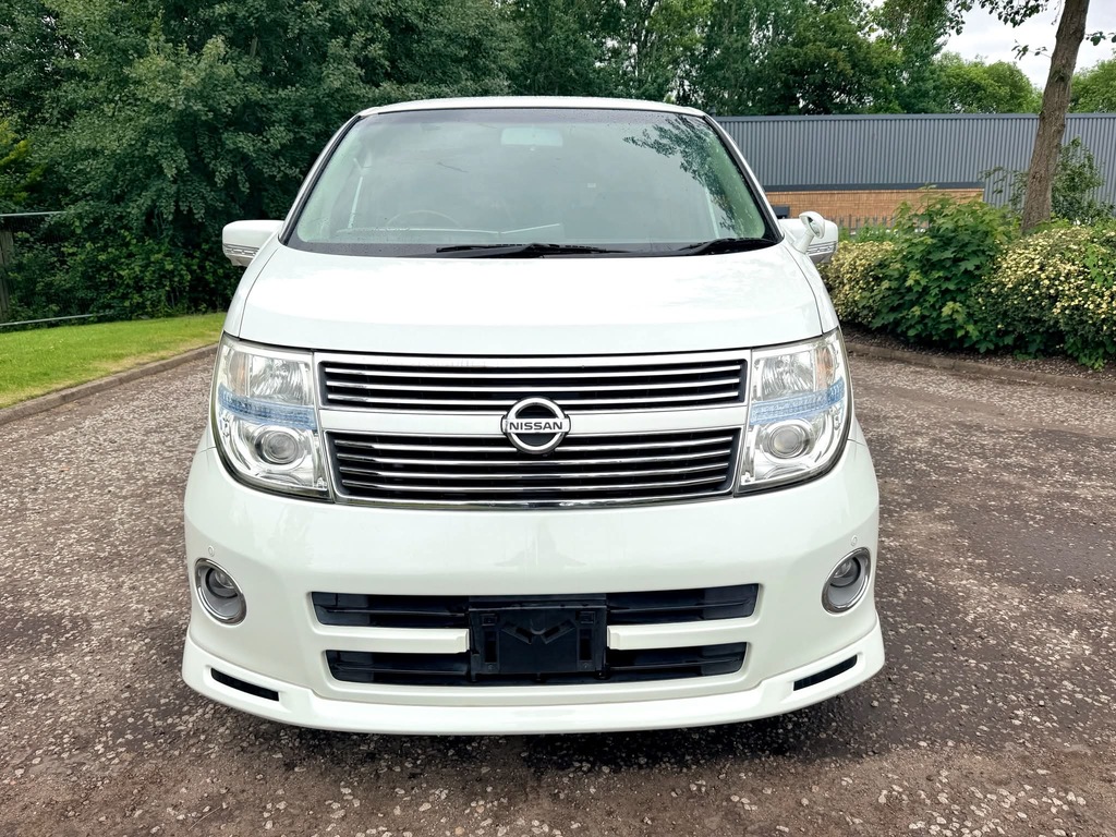 Nissan Elgrand Fresh Import Highway Star 3.5 V6 8 Seat Mpv L White #2