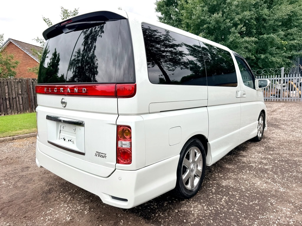Nissan Elgrand Fresh Import Highway Star 3.5 V6 8 Seat Mpv L White #4