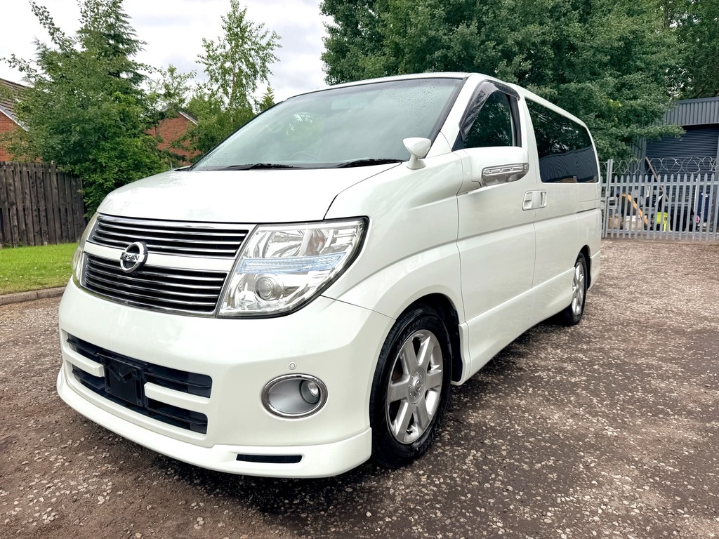 Nissan Elgrand Fresh Import Highway Star 3.5 V6 8 Seat Mpv L White #3