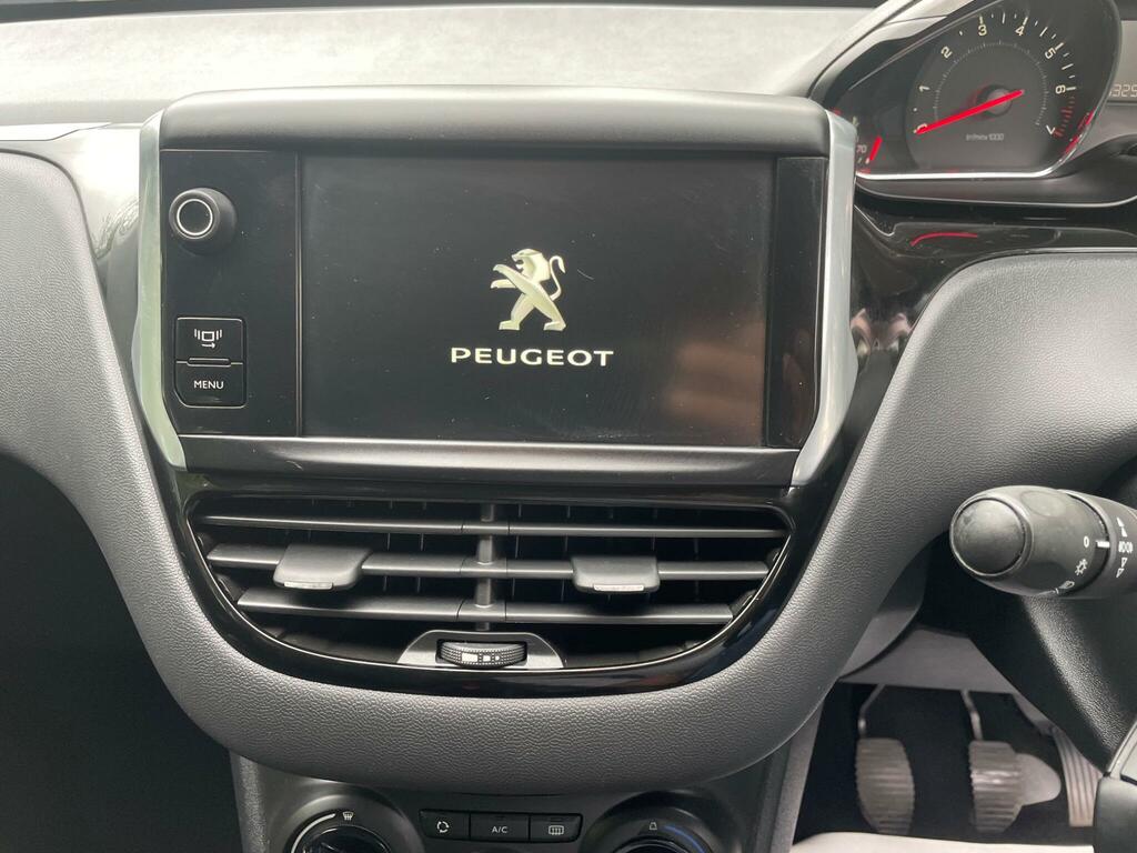 Peugeot 208 1.6 E-hdi Style Euro 5 Ss White #22
