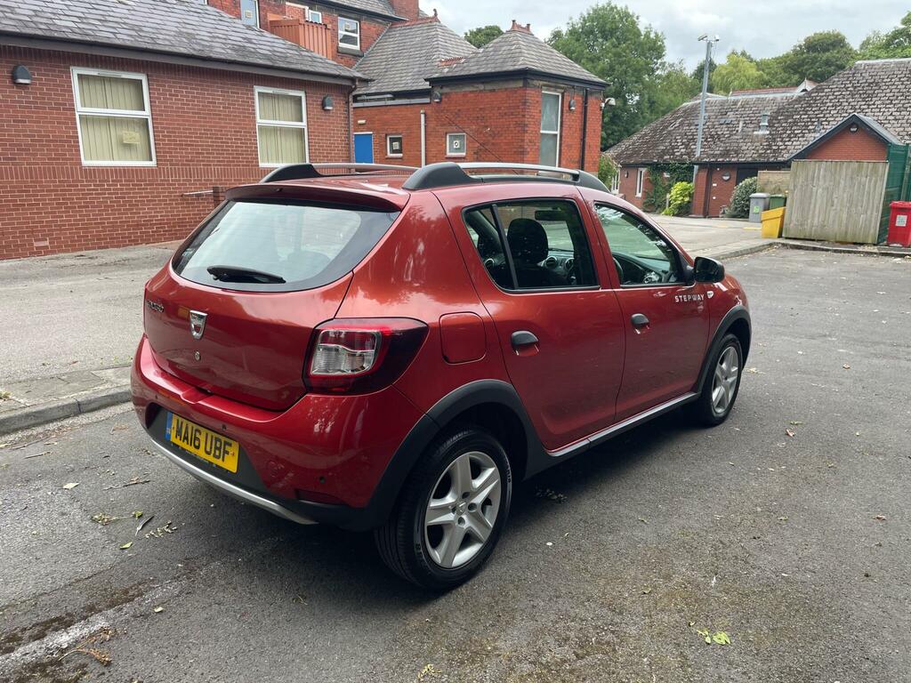 Dacia Sandero Stepway Laureate Red #4
