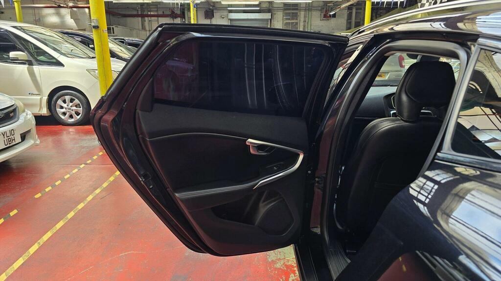 Volvo V40 Cross Country Lux Nav Brown #21
