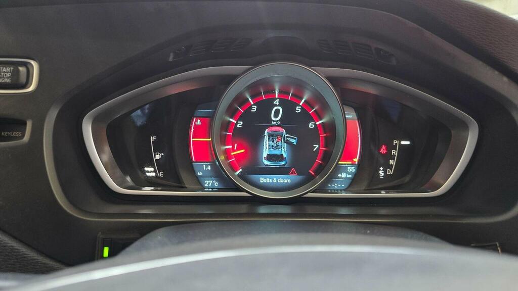 Volvo V40 Cross Country 2.0 T5 Lux Nav Geartronic Awd Euro 6 Black #3