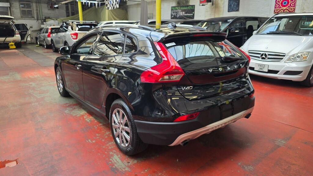 Volvo V40 Cross Country Lux Nav Brown #24
