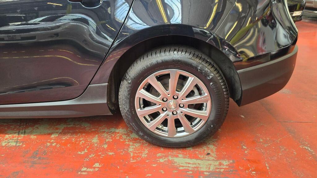 Volvo V40 Cross Country Lux Nav Brown #37