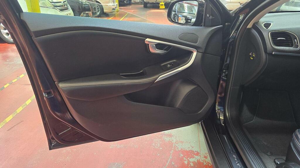Volvo V40 Cross Country Lux Nav Brown #18