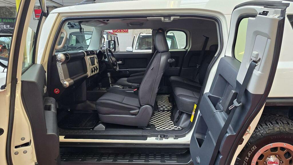 Toyota FJ Cruiser 4.0 L 4.0 V6 4X4 Suv Right Hand Drive Black #18
