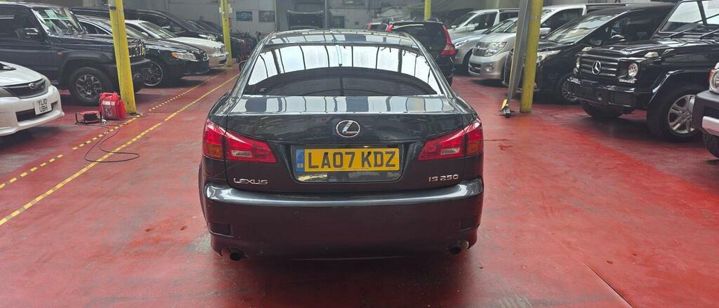 Lexus IS 2.5 250 Se-l Grey #5