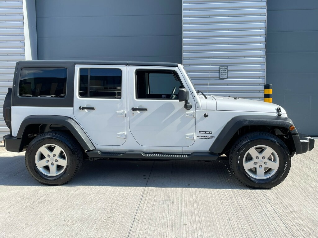 Jeep Wrangler Crd Sahara Black #13