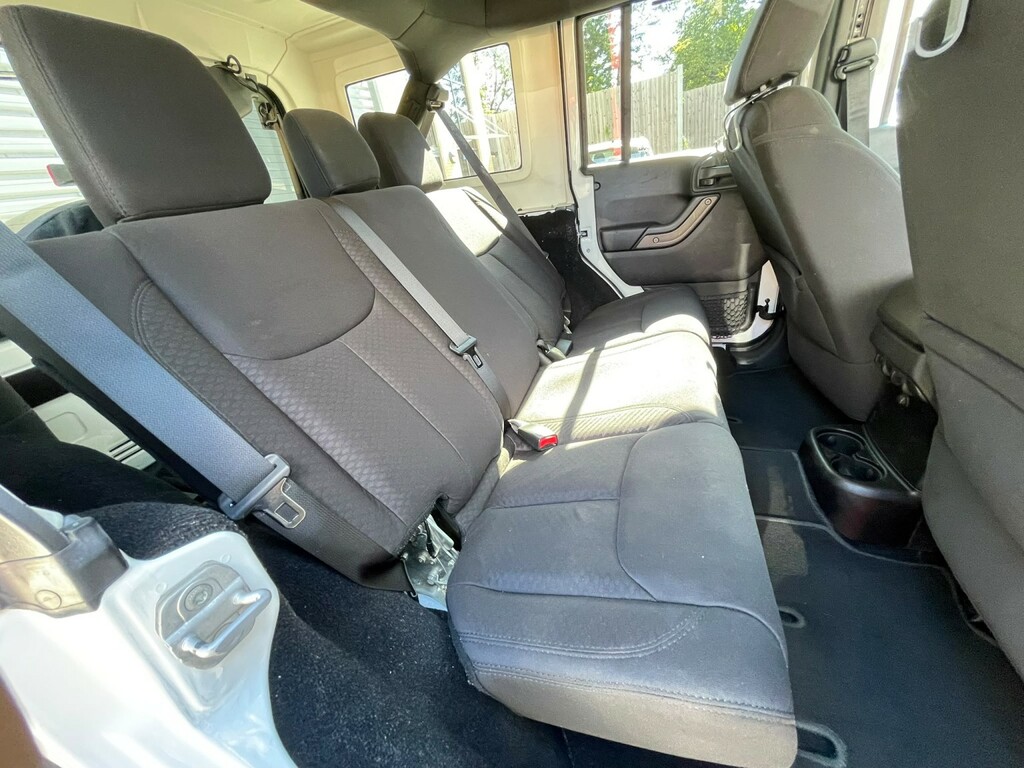 Jeep Wrangler Crd Sahara Black #51