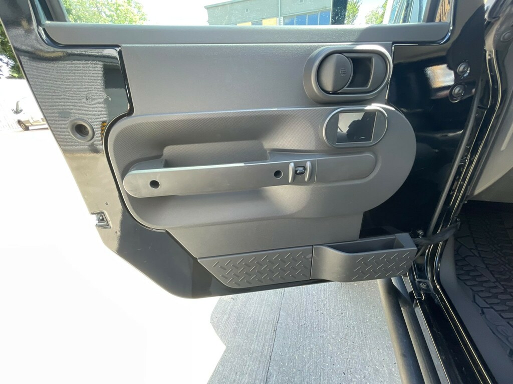 Jeep Wrangler Convertible 2.8 Crd Ultimate Soft Top 4X4 201 Black #59
