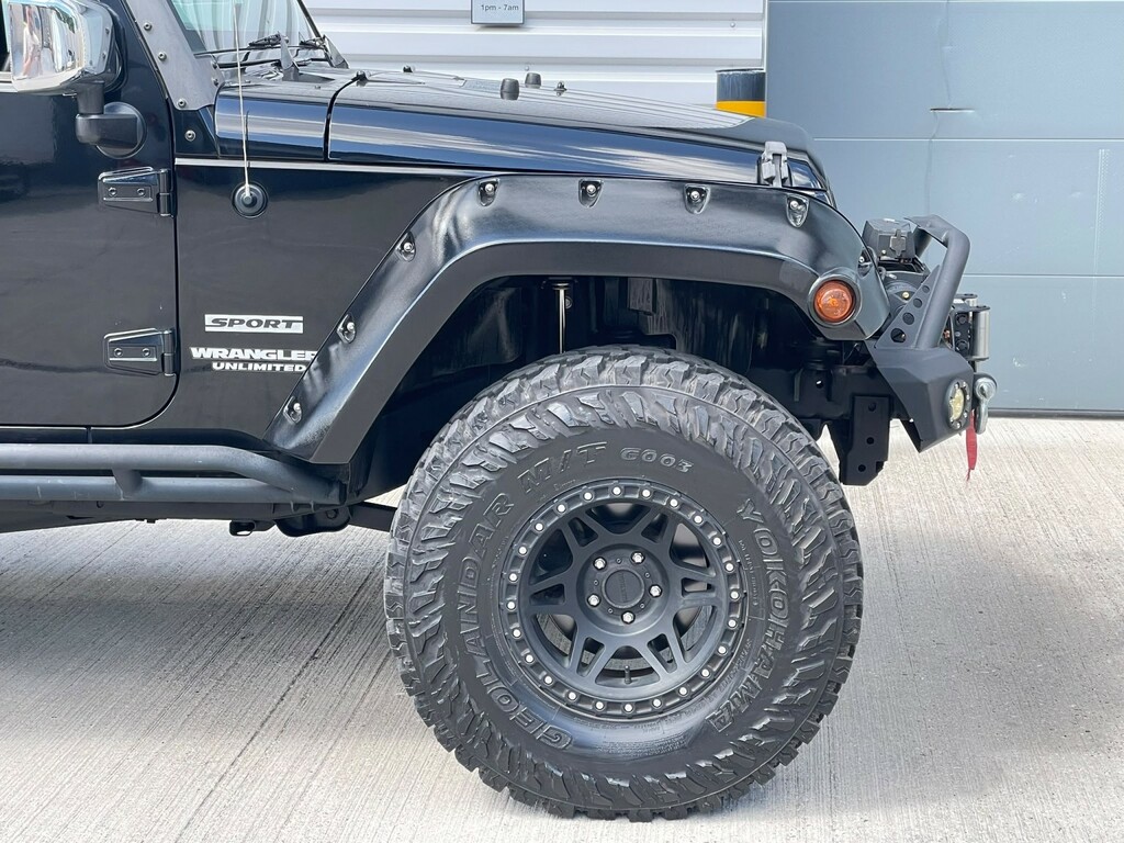 Jeep Wrangler Convertible 2.8 Crd Ultimate Soft Top 4X4 201 Black #14