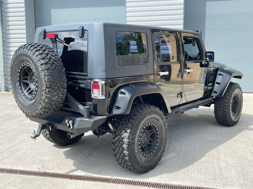 Jeep Wrangler Convertible 2.8 Crd Ultimate Soft Top 4X4 201 Black #25