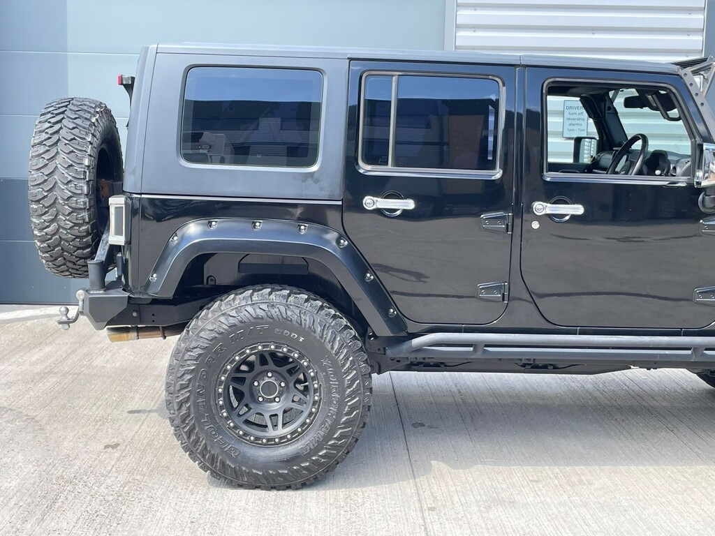 Jeep Wrangler Convertible 2.8 Crd Ultimate Soft Top 4X4 201 Black #17