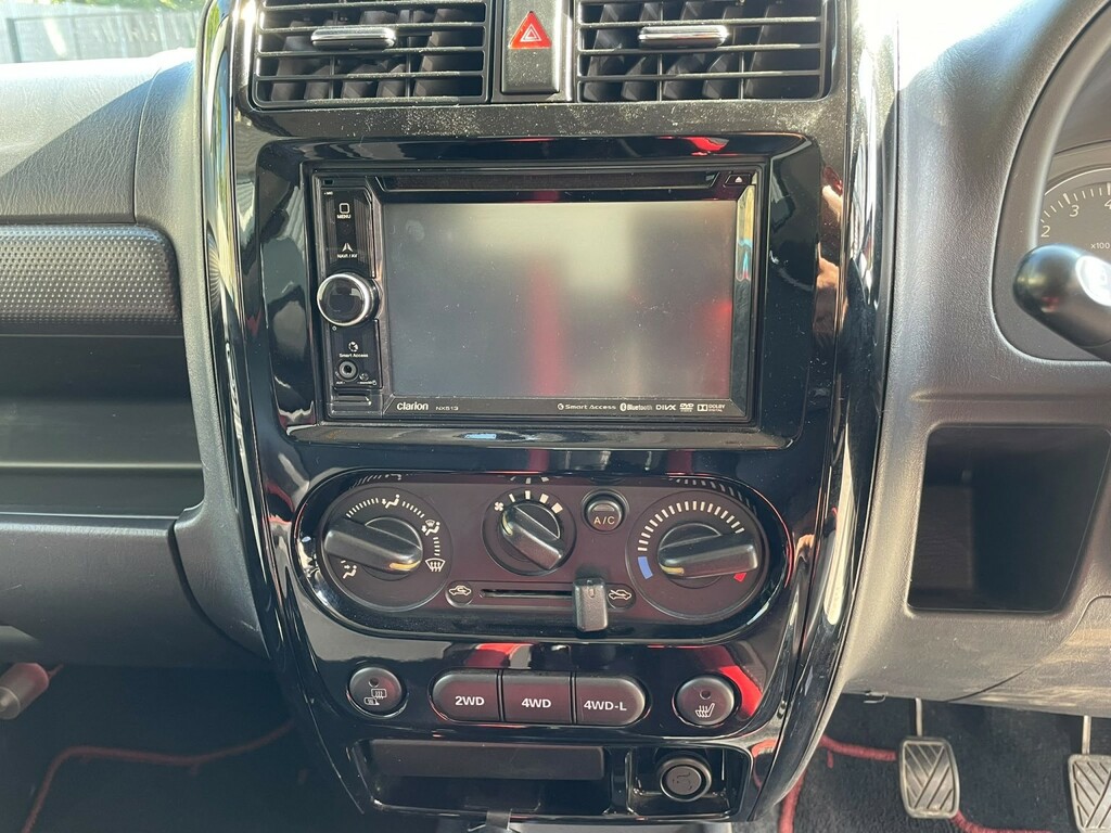 Suzuki Jimny 1.3 Vvt Sz3 White #50