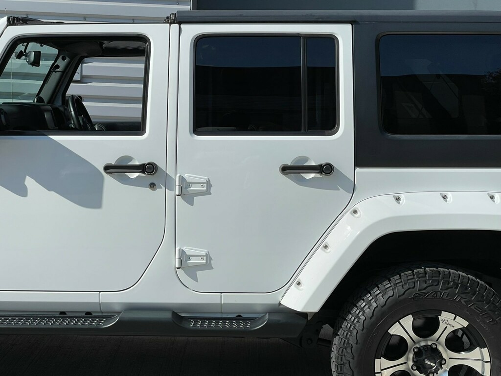 Jeep Wrangler Crd Overland U10002673 White #37