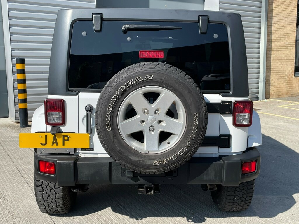 Jeep Wrangler Crd Overland U10002673 White #26