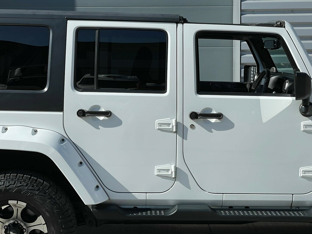 Jeep Wrangler Crd Overland U10002673 White #18