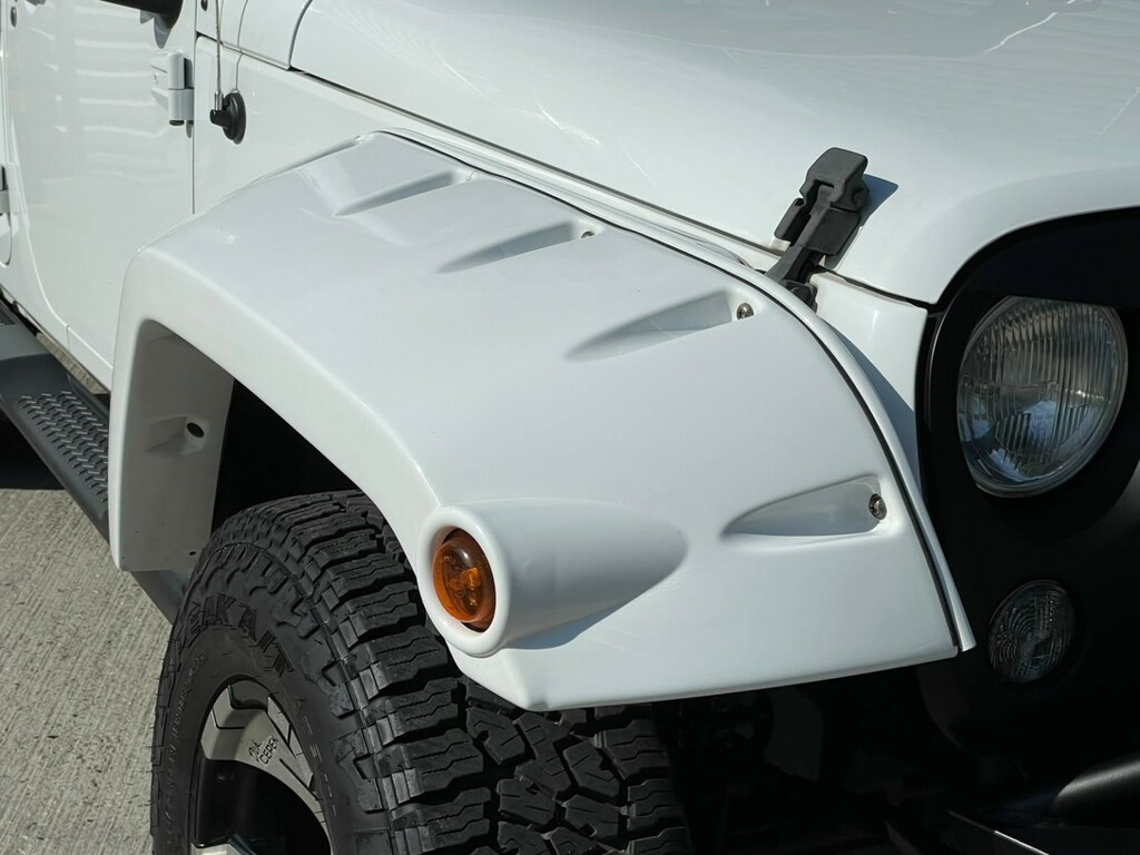 Jeep Wrangler Crd Overland U10002673 White #12