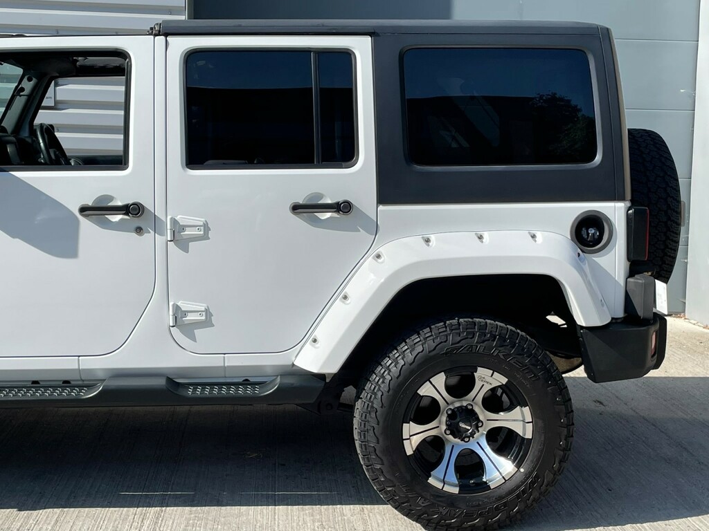 Jeep Wrangler Crd Overland U10002673 White #40