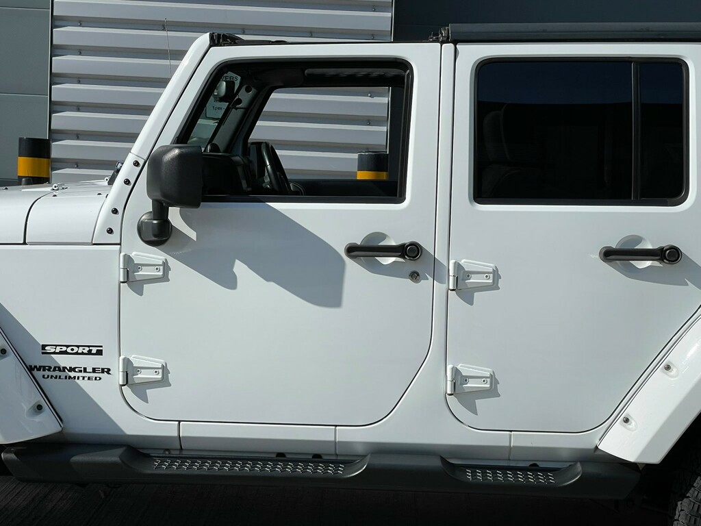 Jeep Wrangler Crd Overland U10002673 White #38