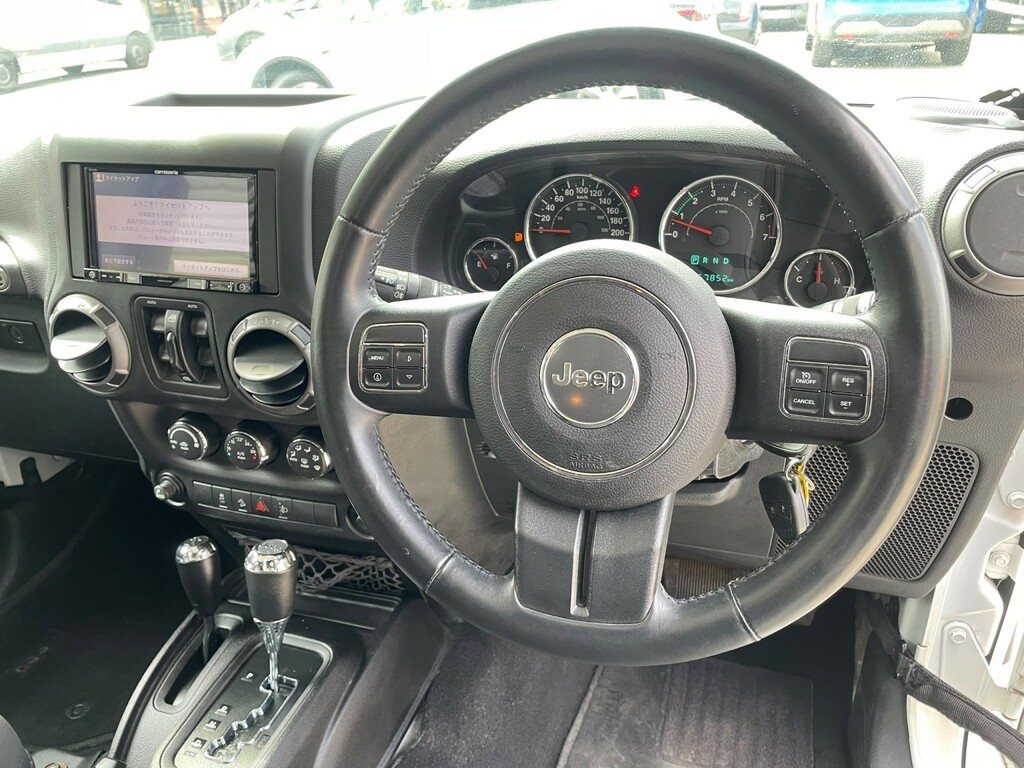 Jeep Wrangler 2-Door Sahara 2.8 Crd Red #38