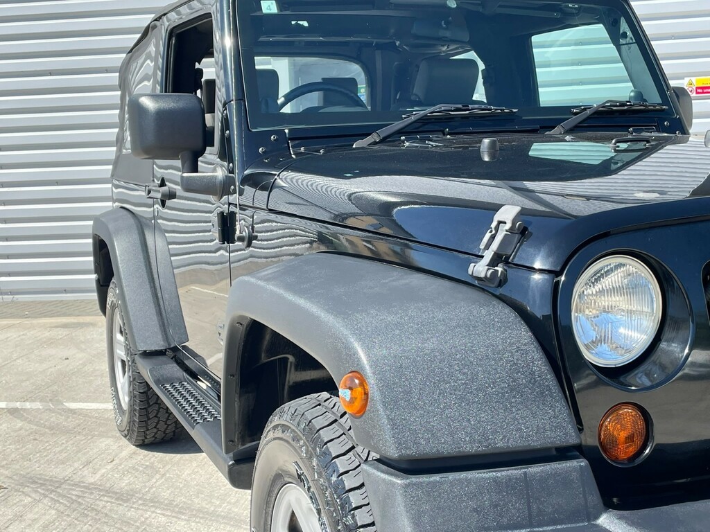 Jeep Wrangler 3.8 V6 Sport Red #7