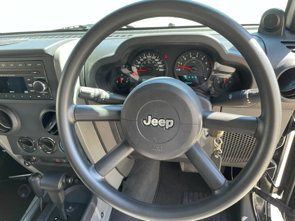 Jeep Wrangler 3.8 V6 Sport Red #44