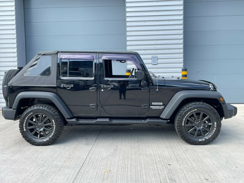 Jeep Wrangler 2.8 Crd Sahara Soft Top 4X4 Silver #25