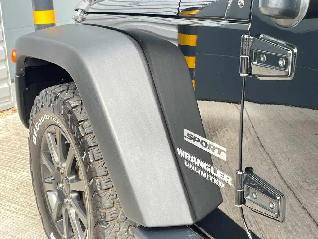 Jeep Wrangler 2.8 Crd Sahara Soft Top 4X4 Silver #12