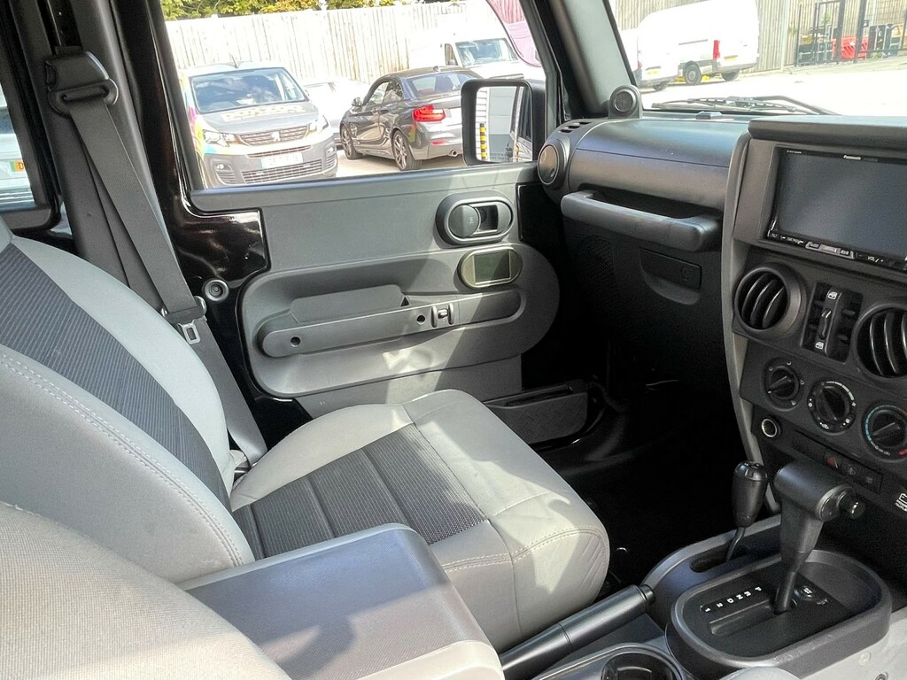 Jeep Wrangler 2.8 Crd Sahara Soft Top 4X4 Silver #51