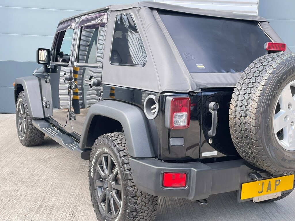 Jeep Wrangler 2.8 Crd Sahara Soft Top 4X4 Silver #11