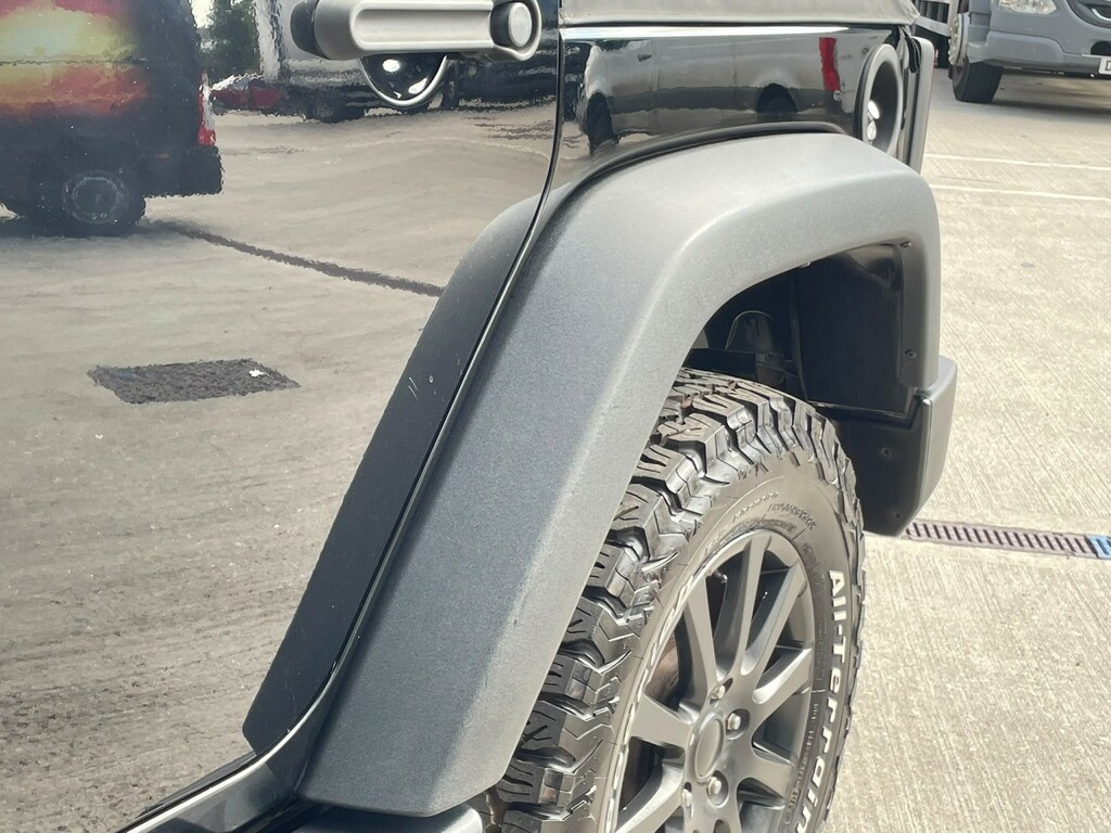 Jeep Wrangler 2.8 Crd Sahara Soft Top 4X4 Silver #15