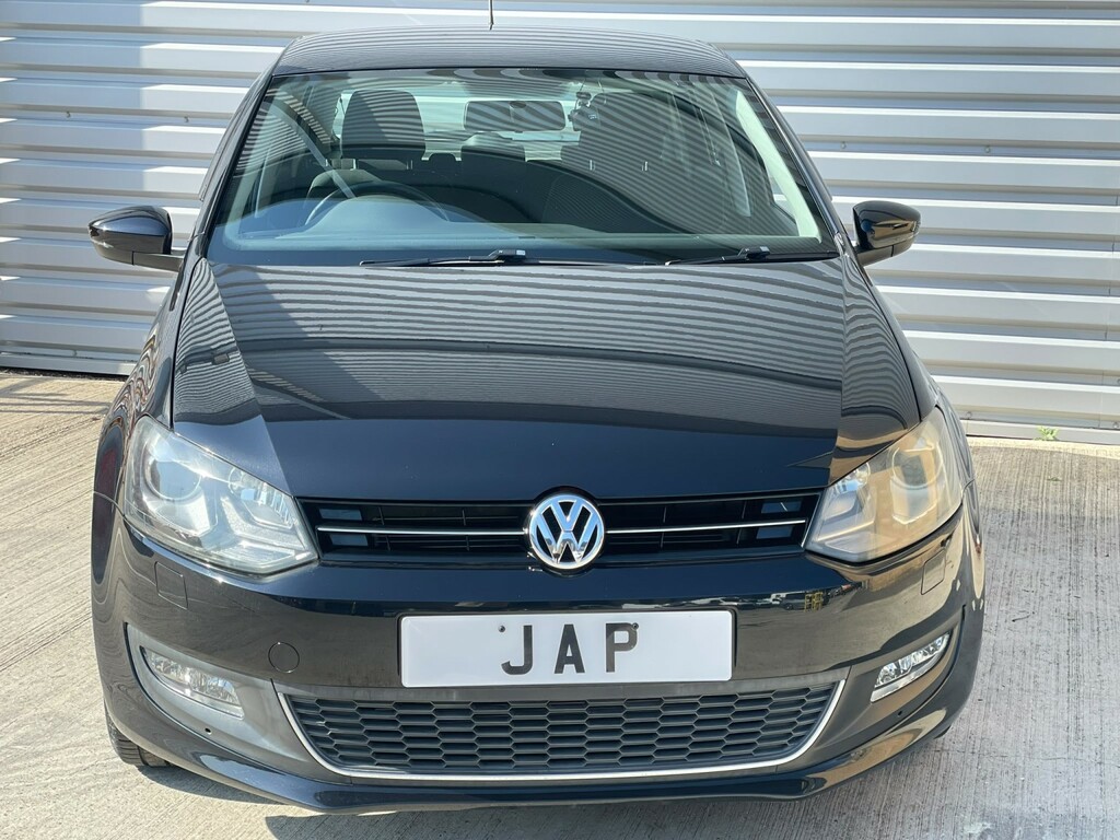 Volkswagen Polo 1.2 Tsi Bluemotion Tech Se Dsg Black #4