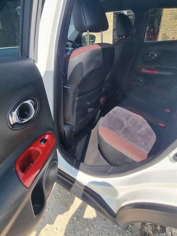 Nissan Juke Tekna Black #14