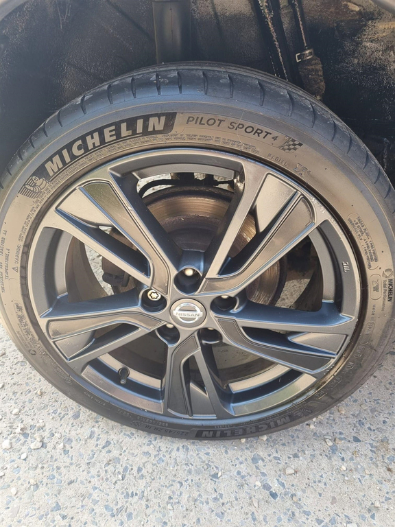 Nissan Juke Tekna Black #23