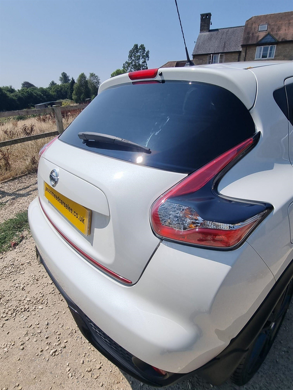 Nissan Juke Tekna Black #10
