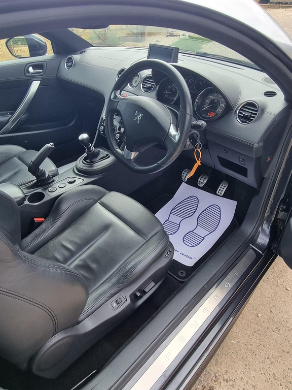 Peugeot RCZ Black #17