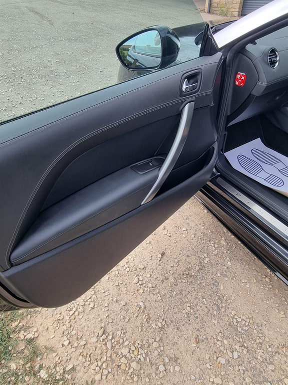 Peugeot RCZ Black #19
