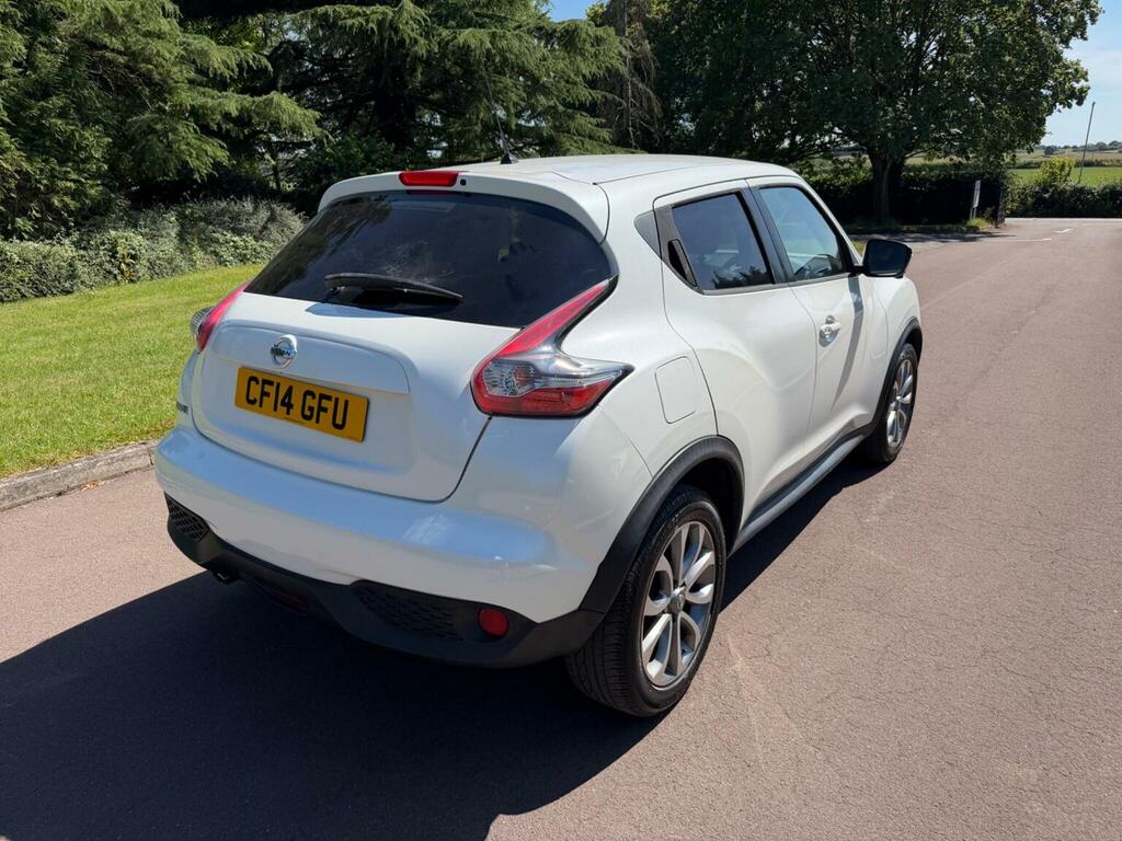 Nissan Juke Suv 1.2 Dig-t Tekna Euro 5 Ss Euro 5 2014 White #3