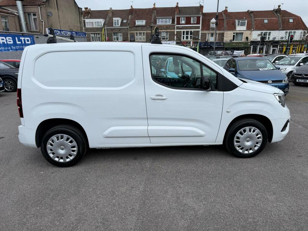 Vauxhall Combo Panel Van 1.5 Turbo D 2300 Pro L1 H1 Euro 6 Ss White #2