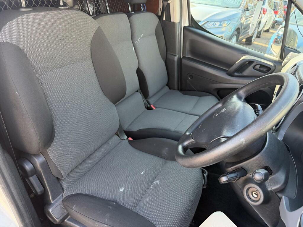 Peugeot Partner Panel Van White #14