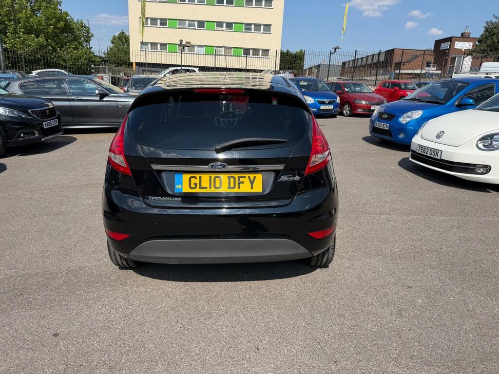 Ford Fiesta Hatchback 1.4 Titanium Individual 201010 Black #4