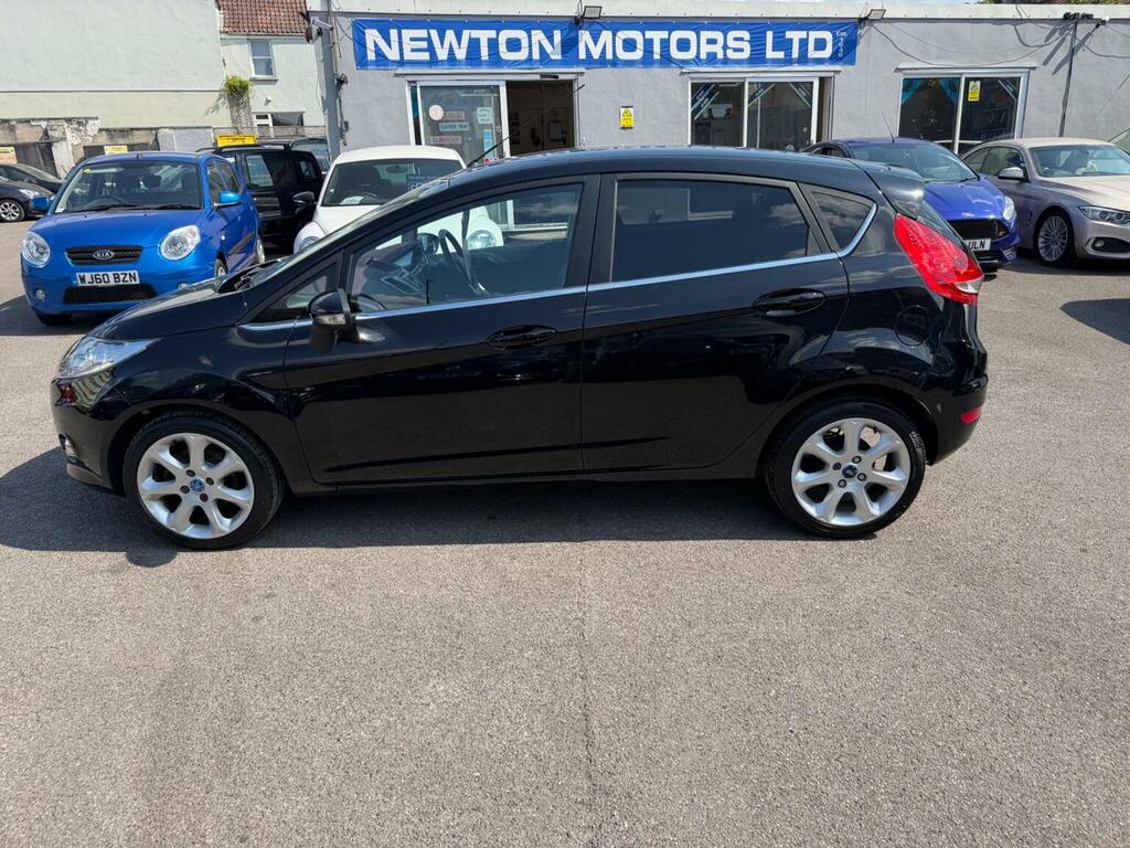 Ford Fiesta Hatchback 1.4 Titanium Individual 201010 Black #6