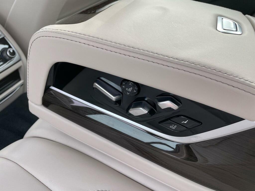 BMW 7 Series Saloon Black #21