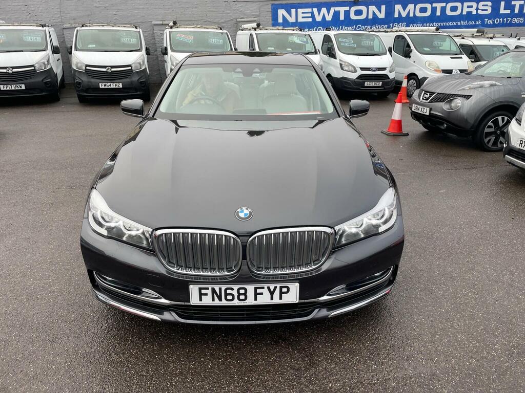 BMW 7 Series Saloon Black #8