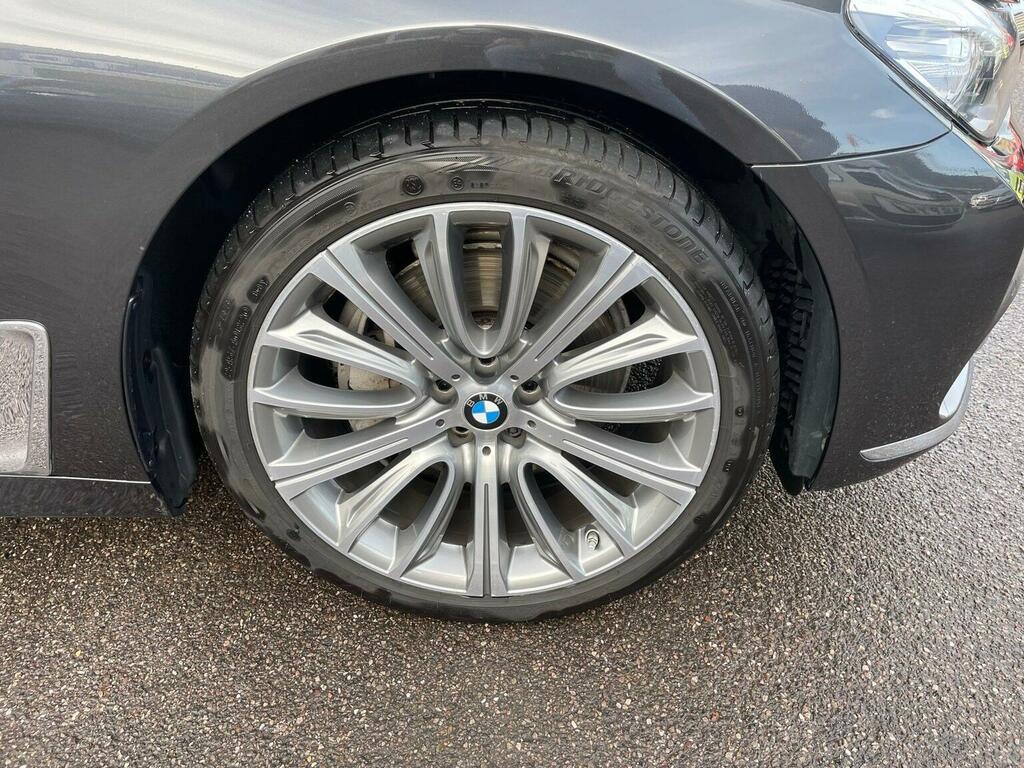 BMW 7 Series Saloon Black #29