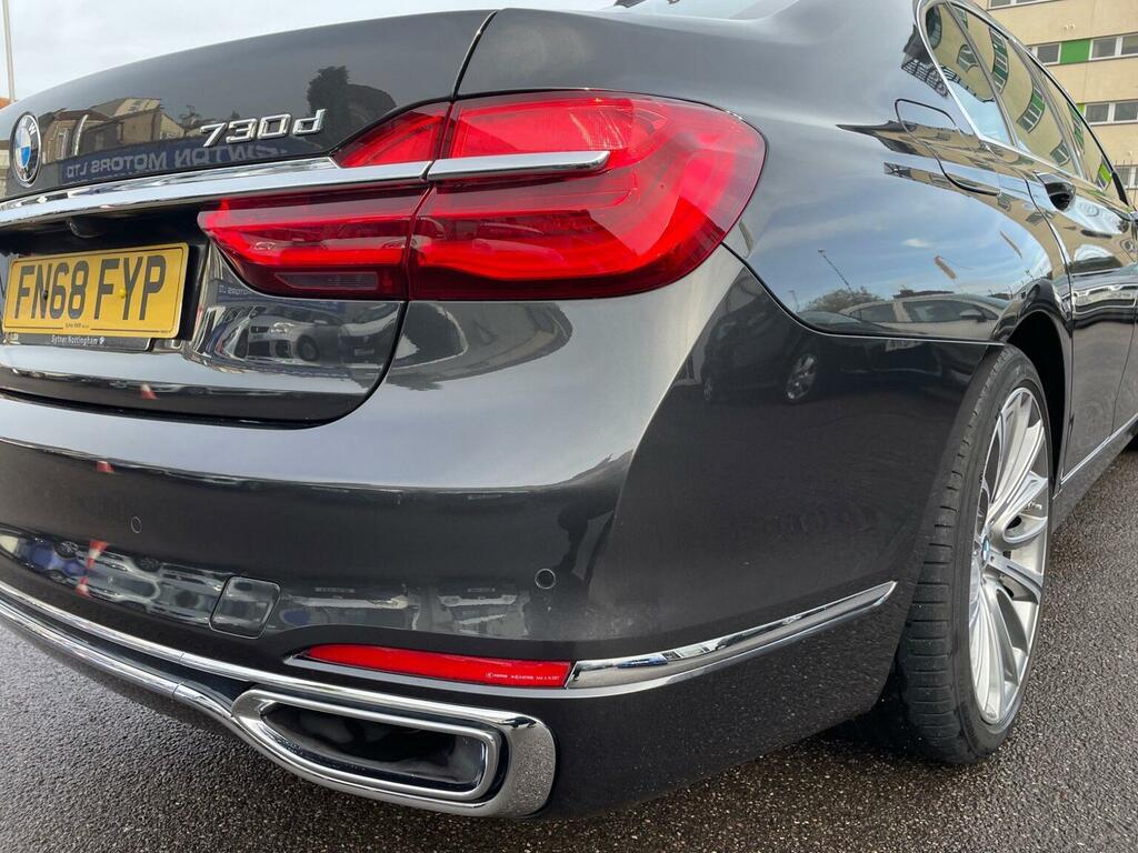 BMW 7 Series Saloon Black #24